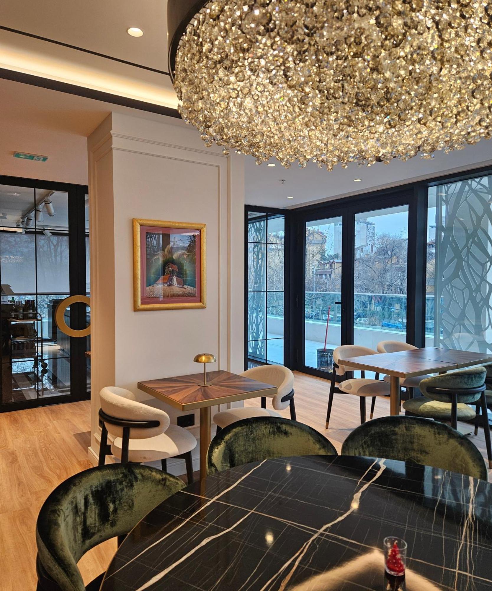 New Belgrade Premium Hotel Kültér fotó