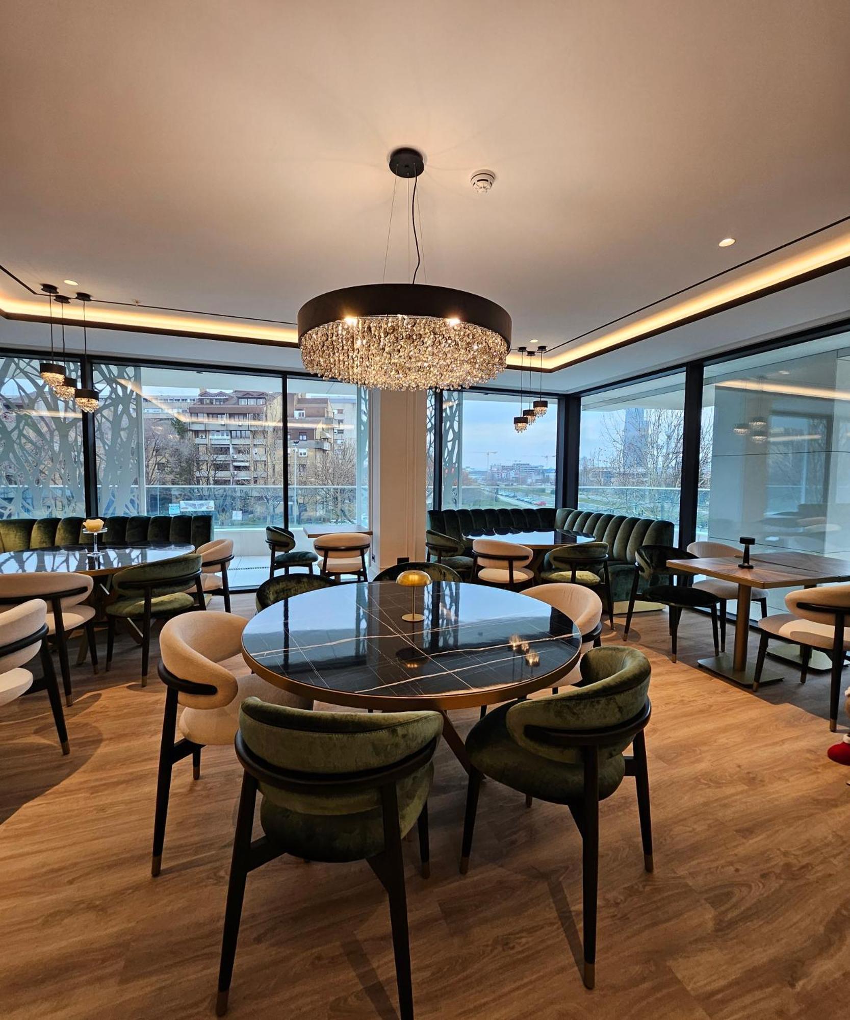 New Belgrade Premium Hotel Kültér fotó