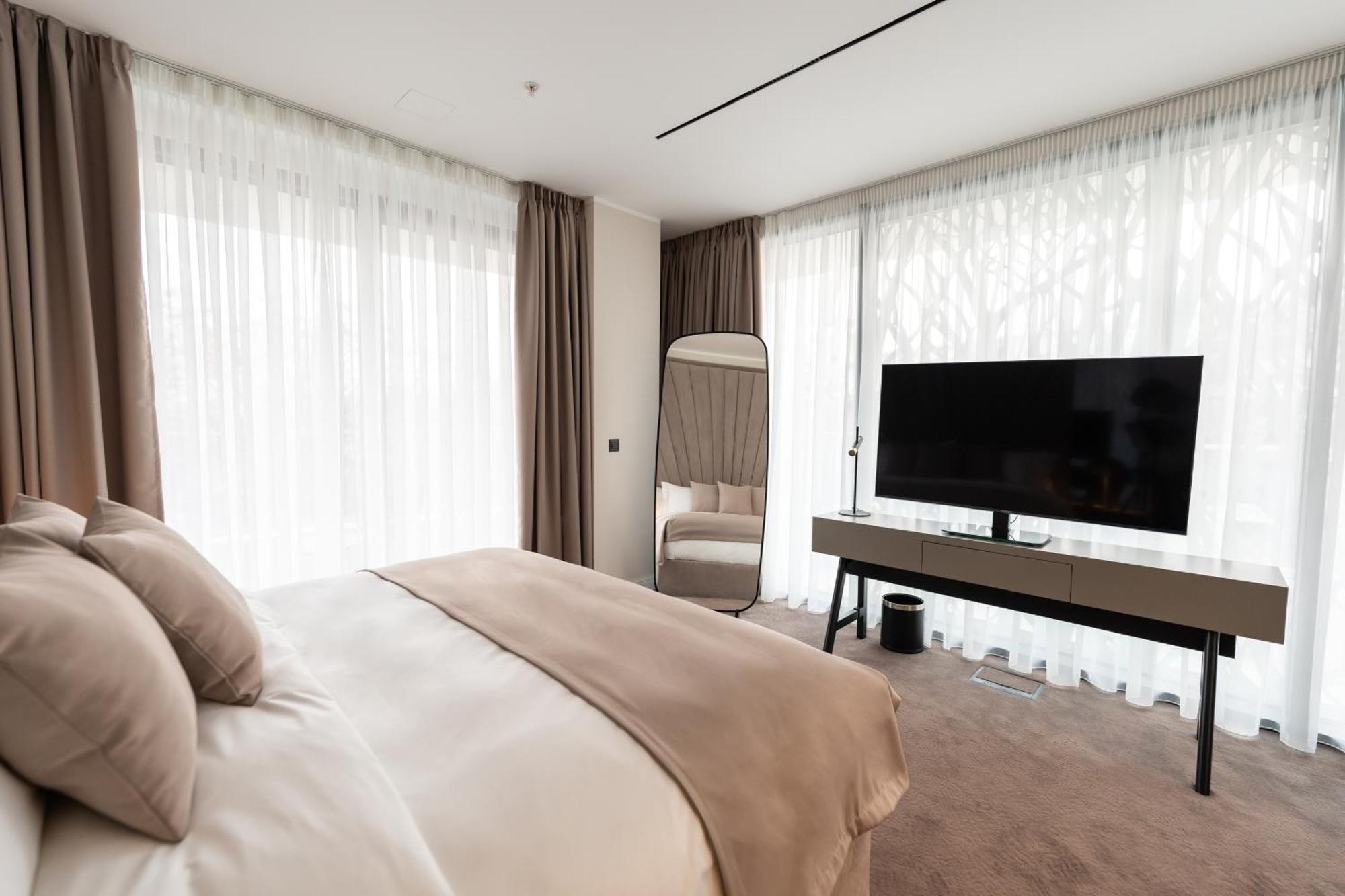 New Belgrade Premium Hotel Kültér fotó