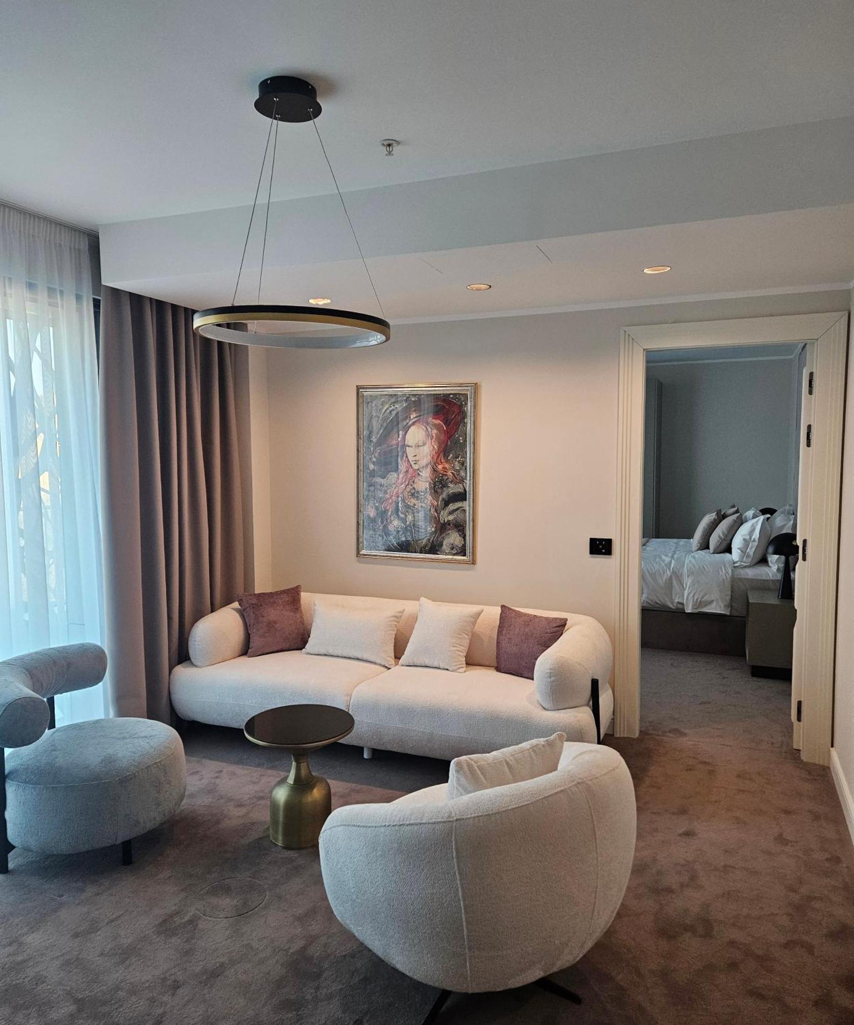 New Belgrade Premium Hotel Kültér fotó